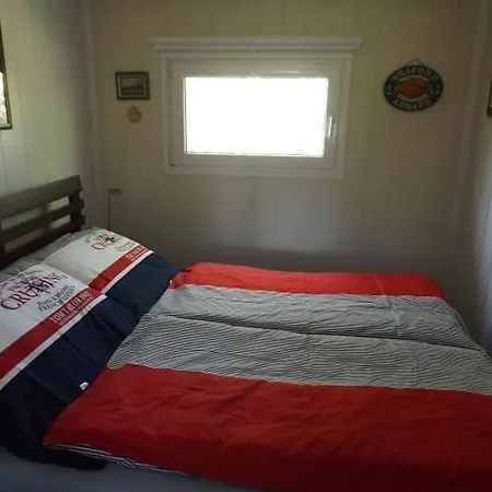 Strecker, Holiday home